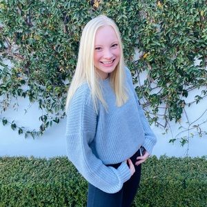 Meet your Posher, Abby